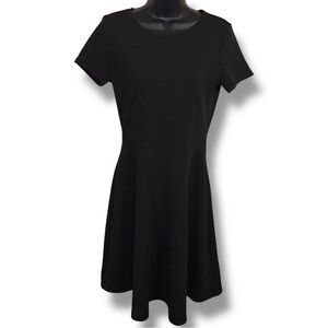 Medium Hu Hot Black Short Sleeve Stretch Dress Casual Stretch Fit And Flare